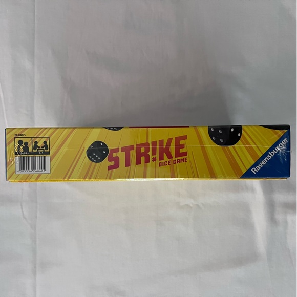 Ravensburger STRIKE dice game ages 8+, 2-5 players NEW in box - Picture 6 of 7